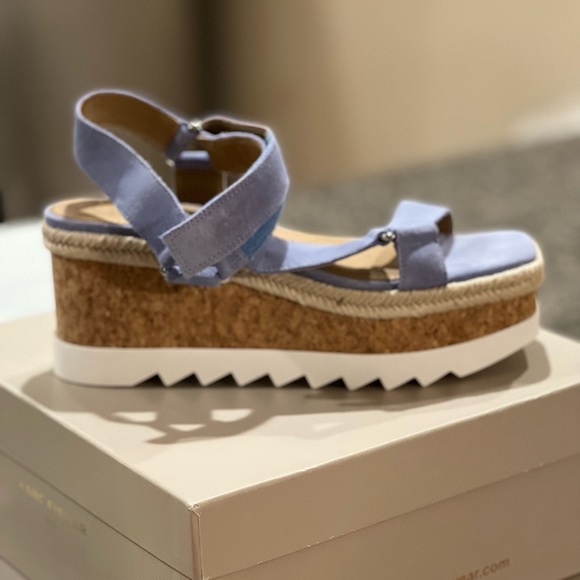 GYLIAN PLATFORM SANDAL - Picture 1 of 3